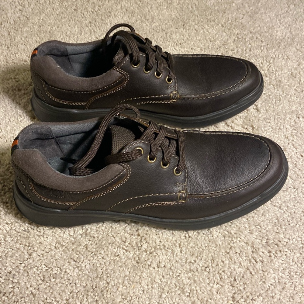 Men’s Clark’s Collection size 9 business casual dress shoes